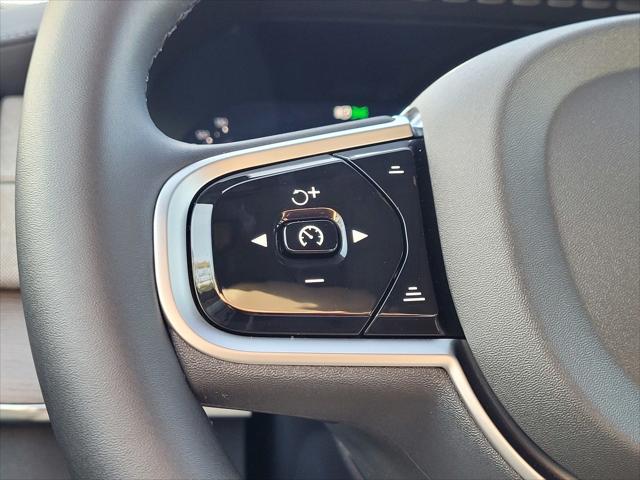 2026 Volvo XC90 Plug-In Hybrid Plus, T8 AWD, Electric/Gasoline, Bright, 7 Seats