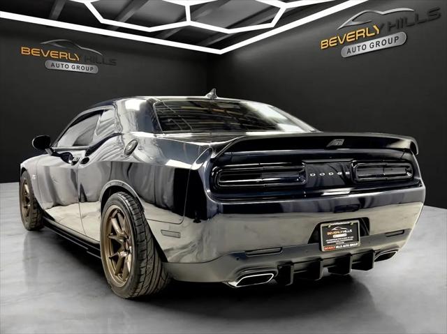 2017 Dodge Challenger SRT 392