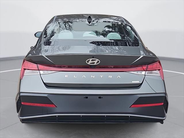 2026 Hyundai Elantra Hybrid Limited