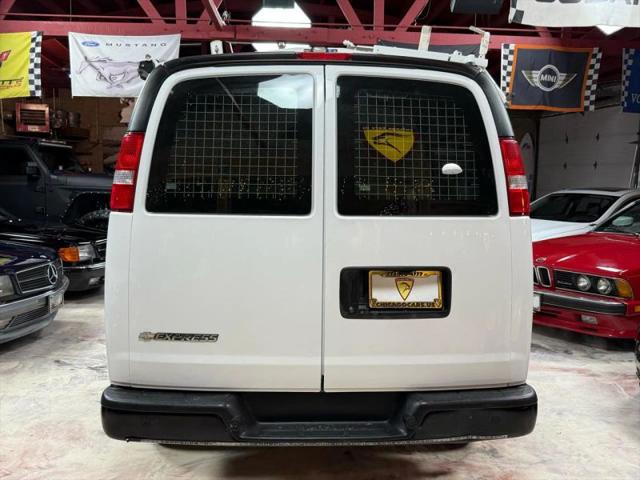 2017 Chevrolet Express Work Van