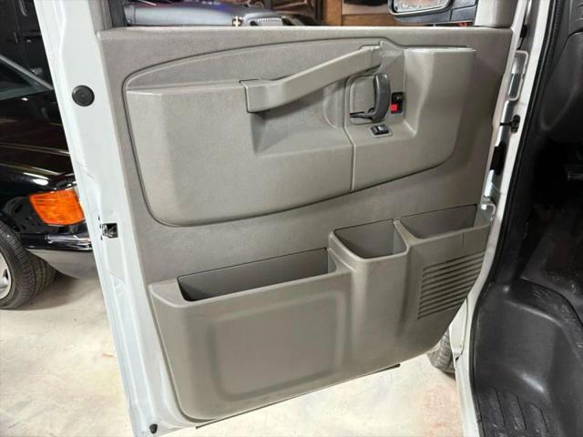 2017 Chevrolet Express Work Van
