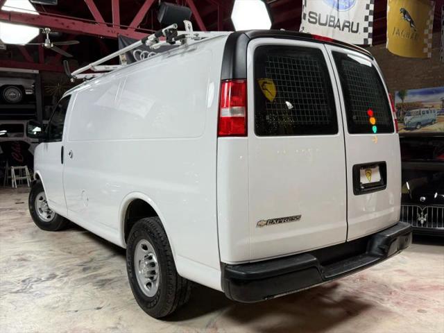 2017 Chevrolet Express Work Van