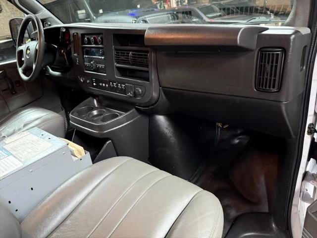 2017 Chevrolet Express Work Van