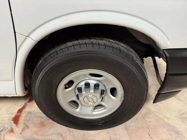 2017 Chevrolet Express Work Van