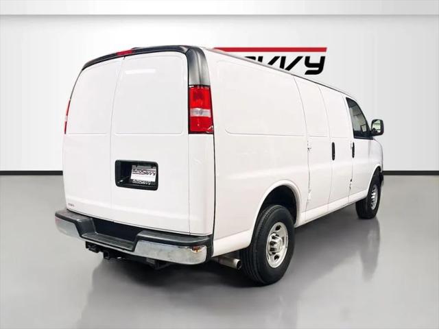 2024 Chevrolet Express Cargo Van RWD 2500 Regular Wheelbase WT