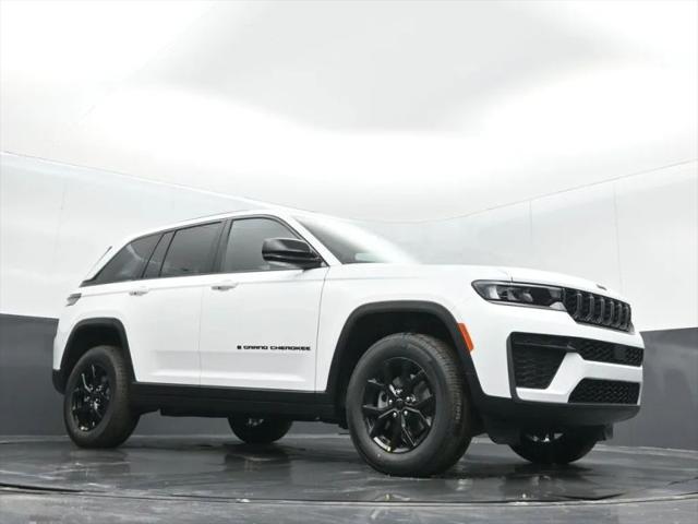 2026 Jeep Grand Cherokee Altitude 4x4