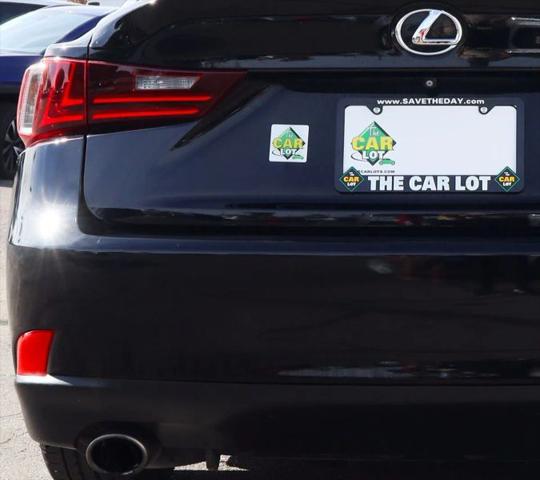 2015 Lexus IS 250 Crafted Line