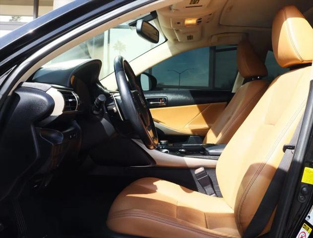 2015 Lexus IS 250 Crafted Line