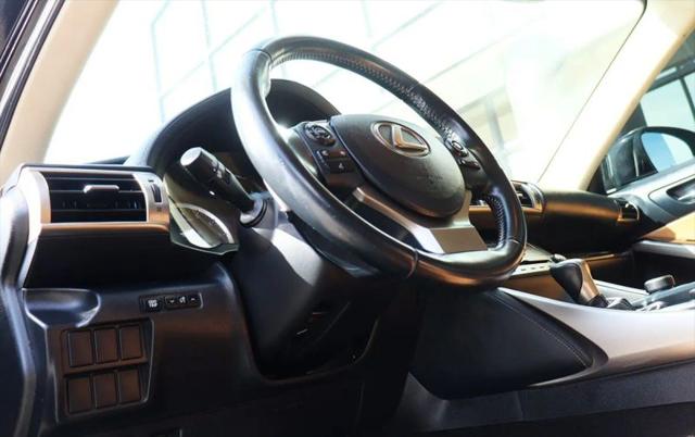 2015 Lexus IS 250 Crafted Line