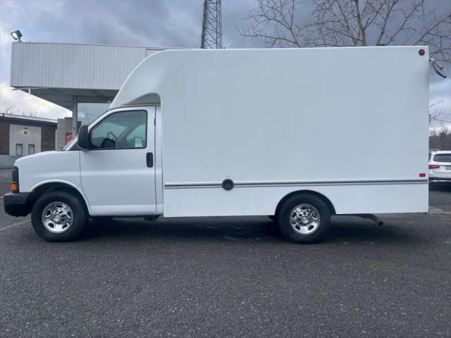 2015 Chevrolet Express Cutaway 3500