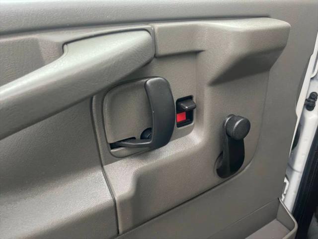 2015 Chevrolet Express Cutaway 3500