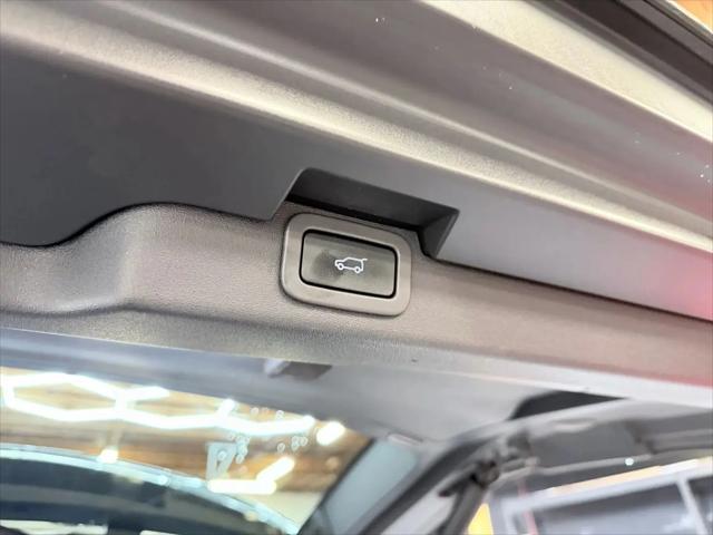 2020 Land Rover Discovery HSE Luxury