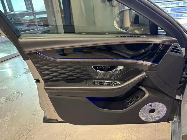 2022 Bentley Flying Spur V8