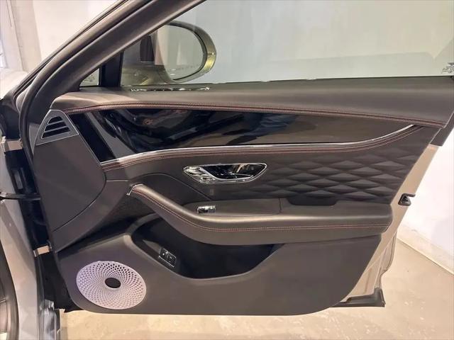 2022 Bentley Flying Spur V8