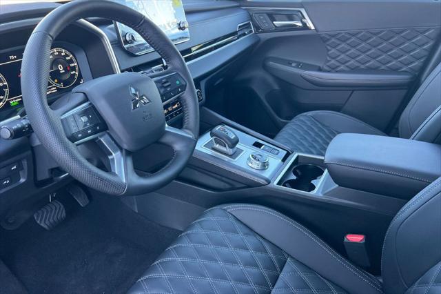 2025 Mitsubishi Outlander PHEV SEL S-AWC