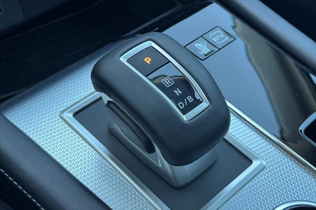 2025 Mitsubishi Outlander PHEV SEL S-AWC