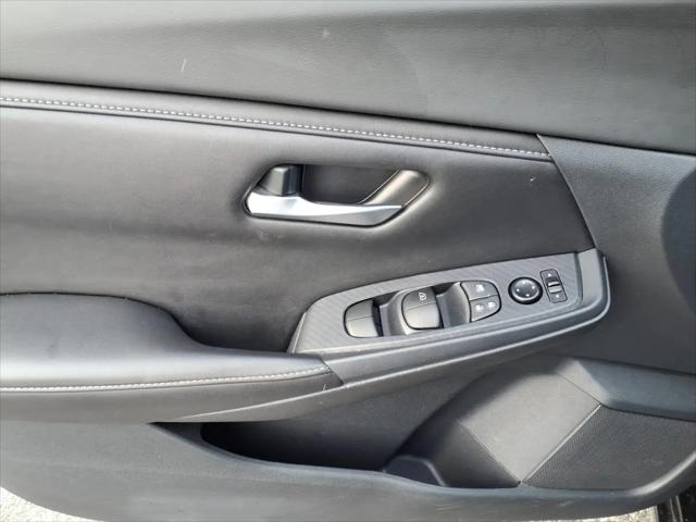 2022 Nissan Sentra SV Xtronic CVT