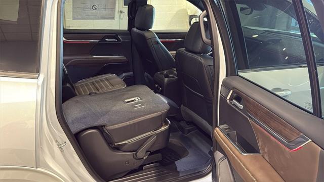 2026 GMC Acadia Denali Ultimate AWD