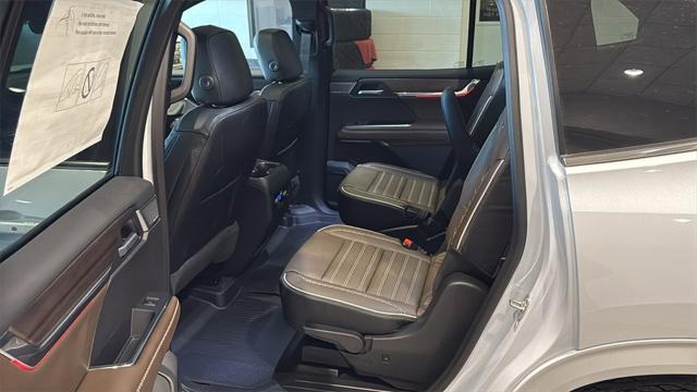 2026 GMC Acadia Denali Ultimate AWD