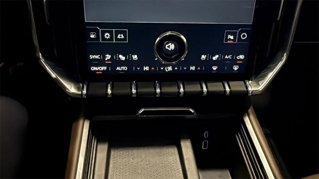 2026 GMC Acadia Denali Ultimate AWD