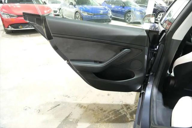 2021 Tesla Model 3 Standard Range Plus Rear-Wheel Drive