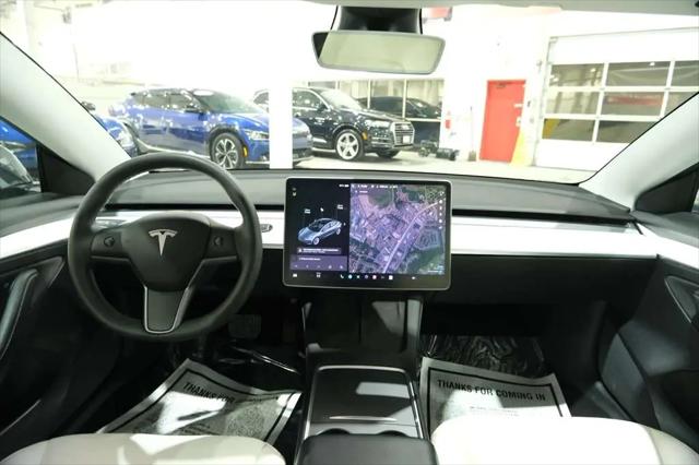 2021 Tesla Model 3 Standard Range Plus Rear-Wheel Drive