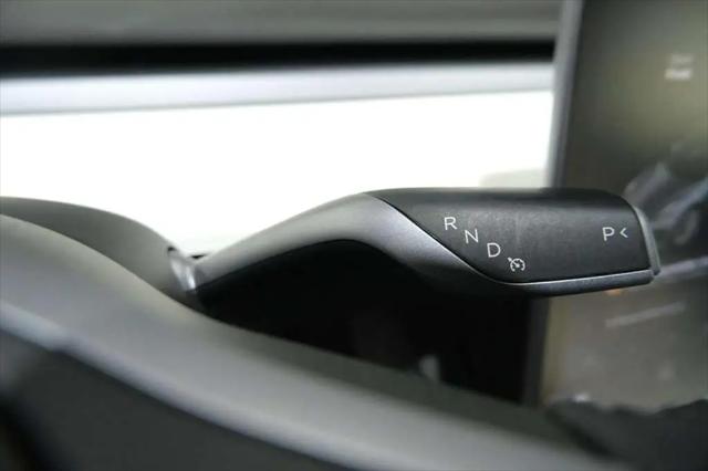 2021 Tesla Model 3 Standard Range Plus Rear-Wheel Drive