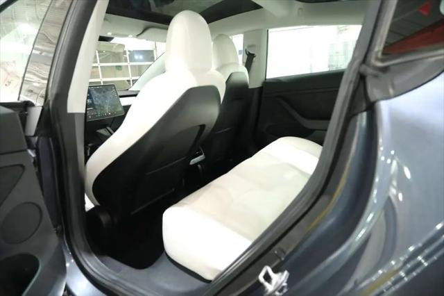 2021 Tesla Model 3 Standard Range Plus Rear-Wheel Drive
