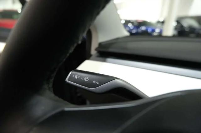 2021 Tesla Model 3 Standard Range Plus Rear-Wheel Drive