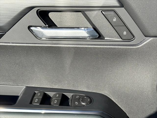 2026 GMC Acadia AT4 AWD