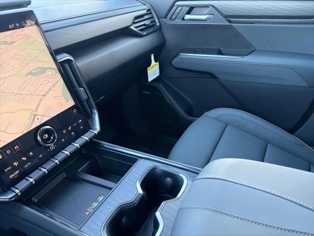 2026 GMC Acadia AT4 AWD