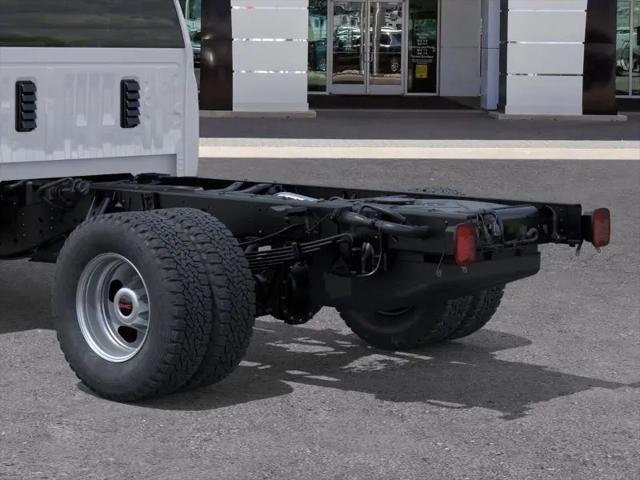 2025 GMC Sierra 3500HD Pro