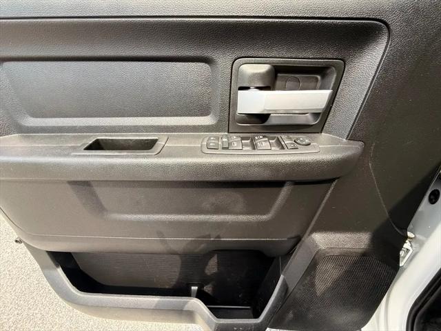 2019 Ram 3500 Tradesman Crew Cab 4x4 8' Box