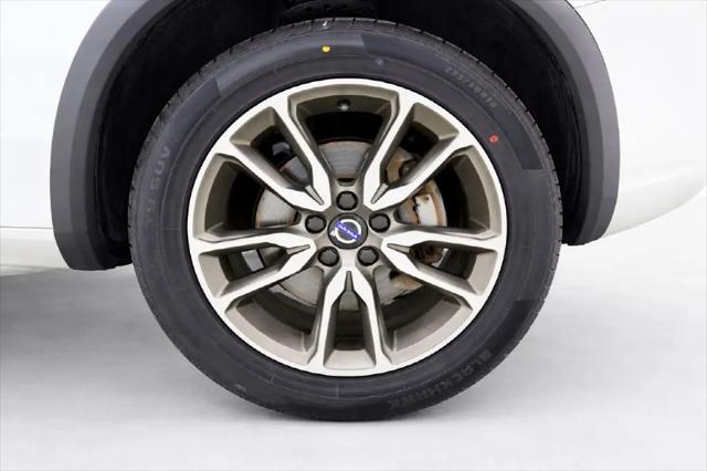 2017 Volvo V60 Cross Country T5