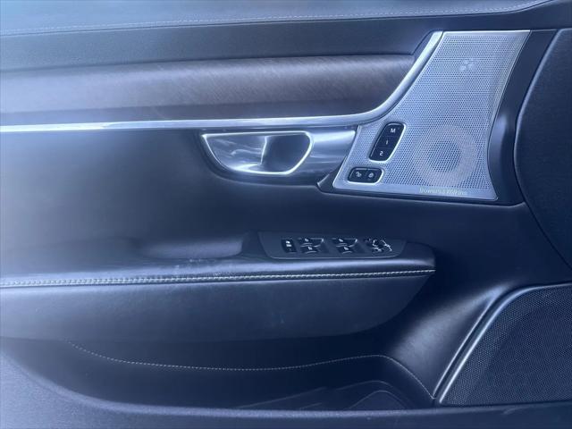 2020 Volvo V90 Cross Country T6