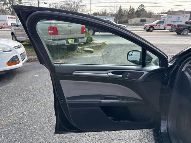 2016 Ford Fusion S