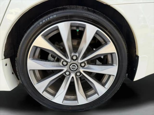 2022 Nissan Maxima Platinum Xtronic CVT