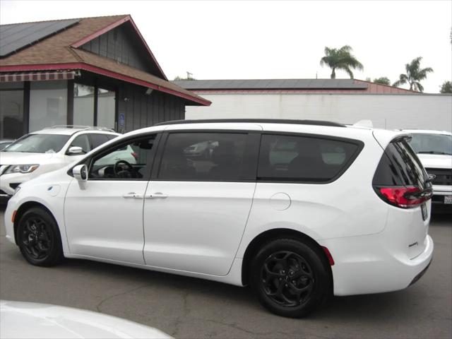2021 Chrysler Pacifica Hybrid Touring