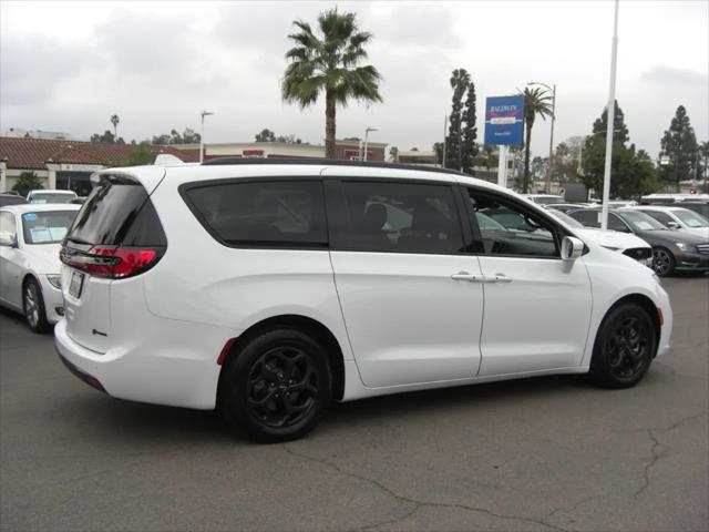 2021 Chrysler Pacifica Hybrid Touring