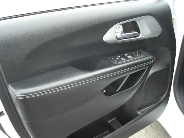 2021 Chrysler Pacifica Hybrid Touring