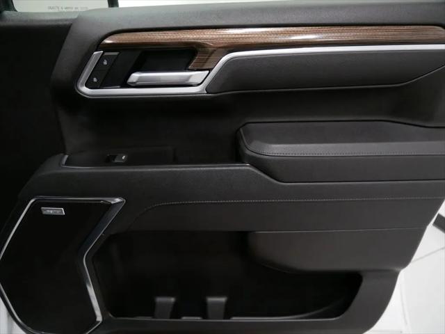 2025 Chevrolet Silverado 1500 4WD Crew Cab Standard Bed RST