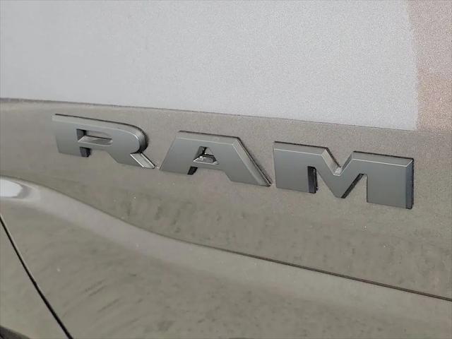 2026 Ram 1500 Express Crew Cab 4x4 57 Box