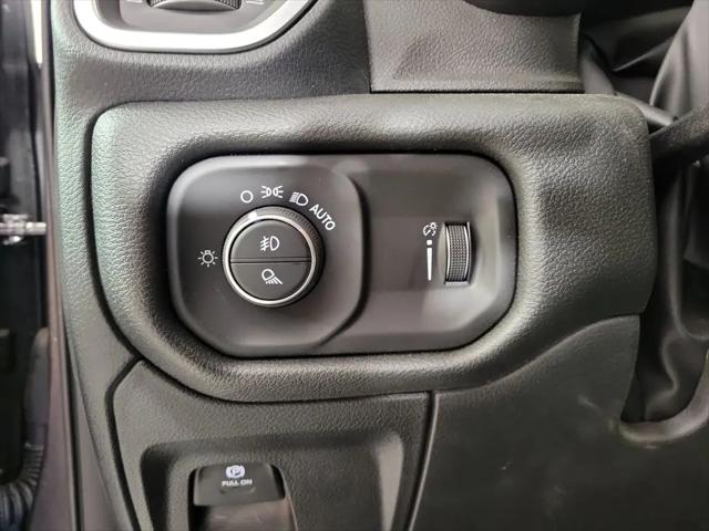 2026 Ram 1500 Express Crew Cab 4x4 57 Box