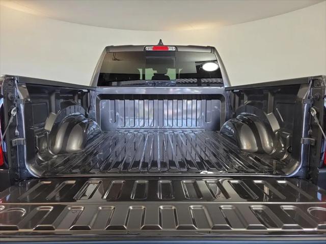 2026 Ram 1500 Express Crew Cab 4x4 57 Box