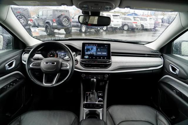 2022 Jeep Compass Latitude Lux 4x4