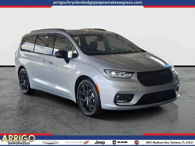2026 Chrysler Pacifica Limited for sale in Tamarac, FL