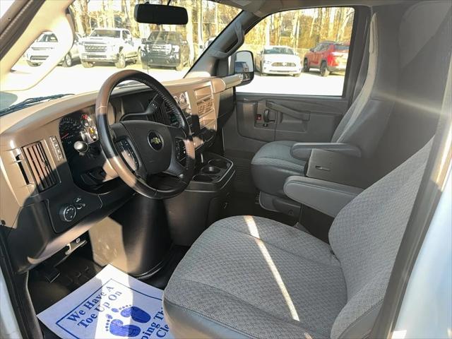 2022 Chevrolet Express Cargo Van RWD 2500 Regular Wheelbase WT