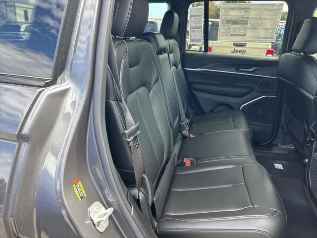 2026 Jeep Grand Cherokee Limited 4x2