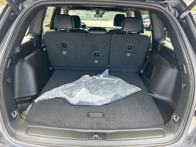 2026 Jeep Grand Cherokee Limited 4x2