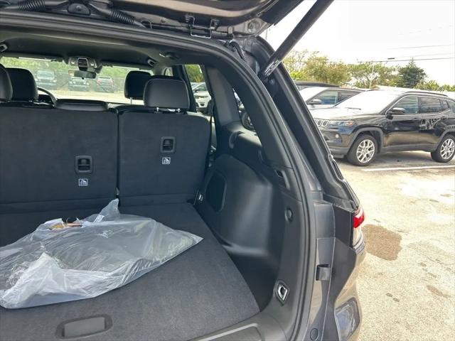 2026 Jeep Grand Cherokee Limited 4x2